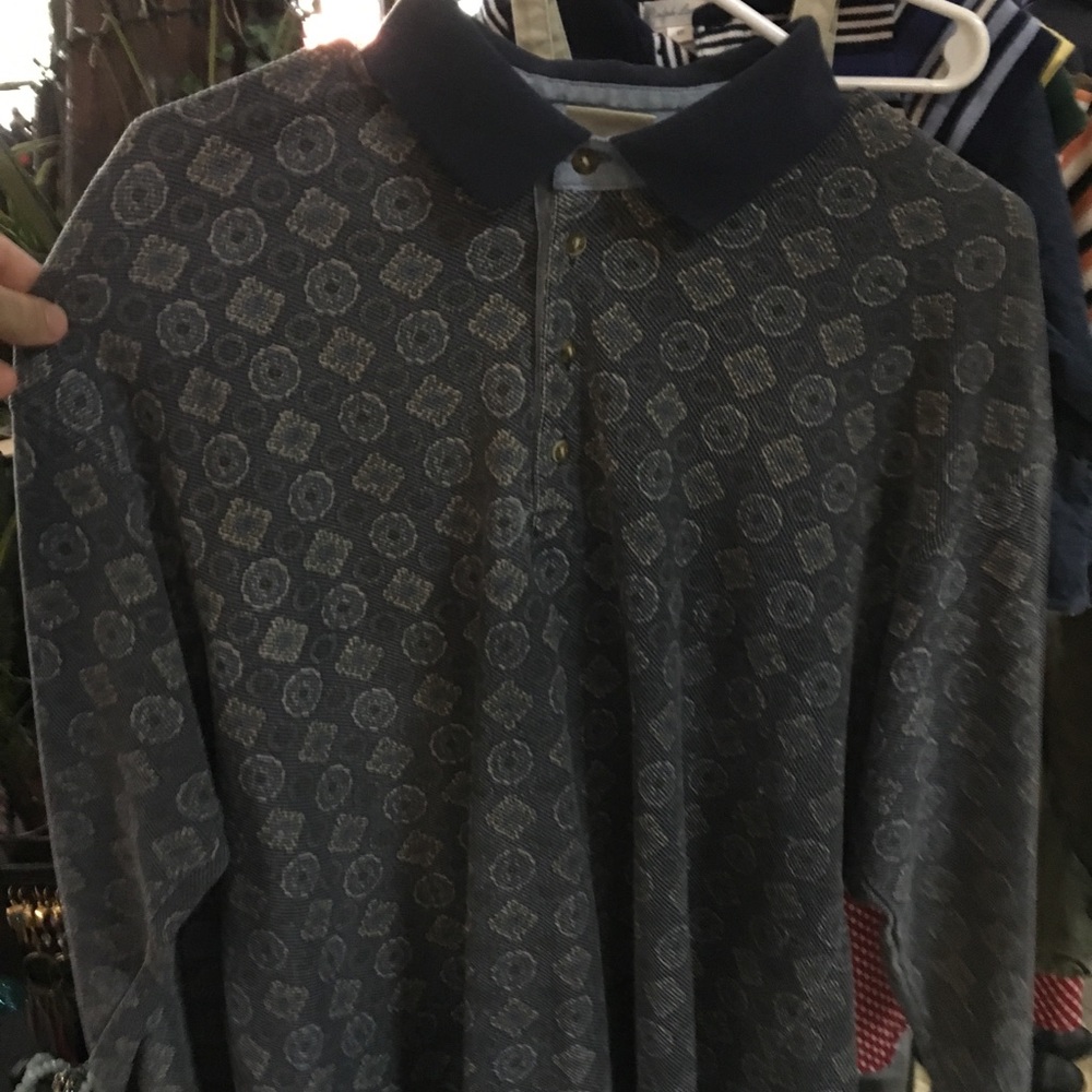 Bugle boy company long sleeve polo size- L